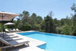 Lavish Apartment in Montauroux with Swimming Pool